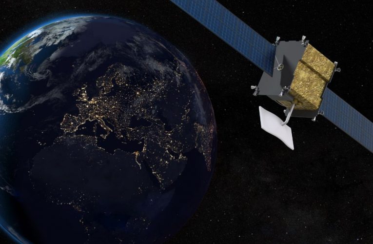 Australia announced cancellation of Lockheed Martin military satellite project