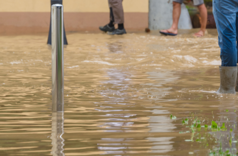 Blame game intensifies in Spain over devastating floods